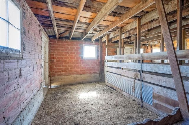 27615 Block Road, Paola, KS 66071