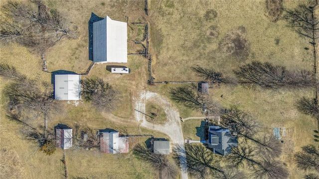 27615 Block Road, Paola, KS 66071