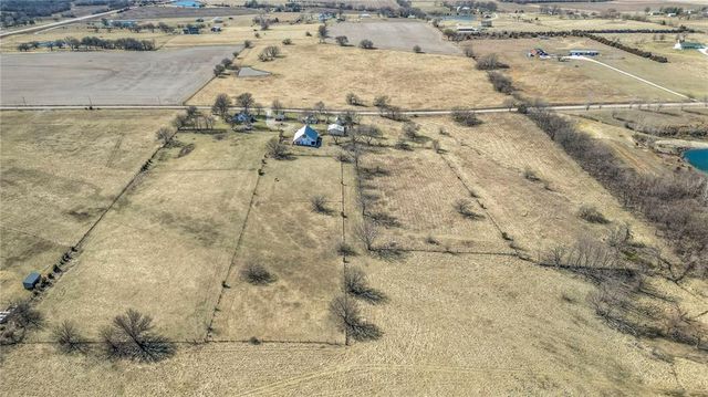 27615 Block Road, Paola, KS 66071