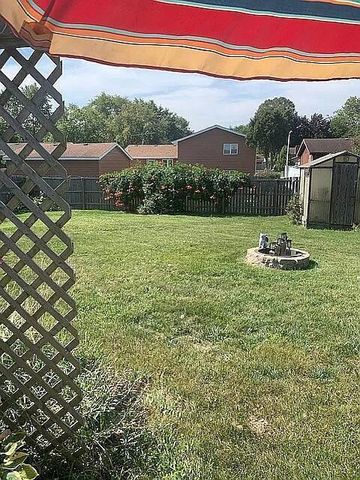 2428 Rolling Hill Drive, Dyer, IN 46311