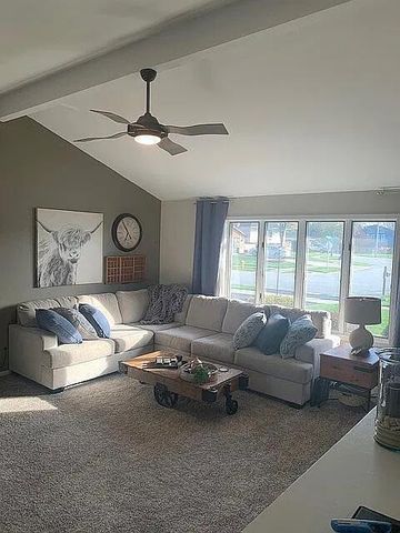 2428 Rolling Hill Drive, Dyer, IN 46311