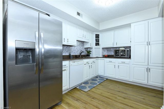 2429 Cypress Court, High Point, NC 27265