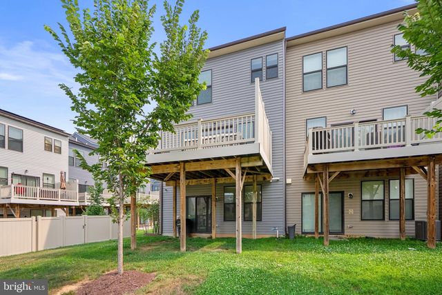 10313 VISTA MEADOW WAY, Lanham, MD 20706