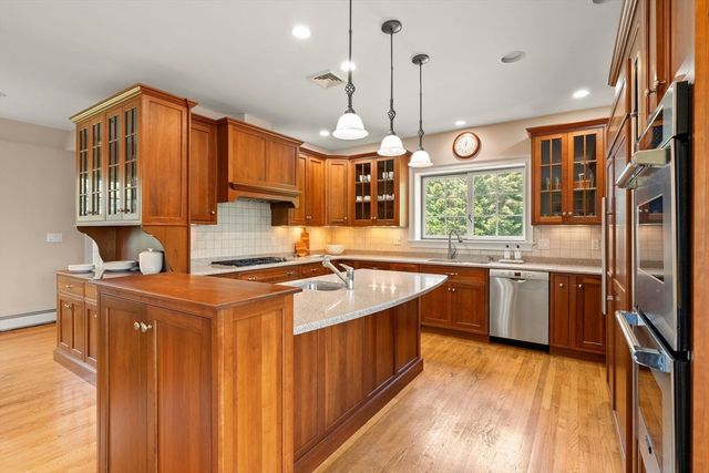 282 Highland St, Milton, MA 02186