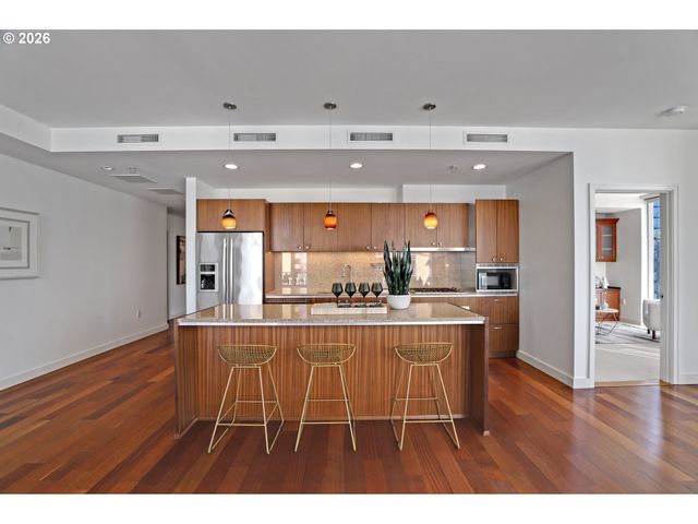 841 S GAINES St 1600, Portland, OR 97239