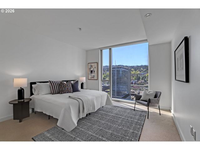 841 S GAINES St 1600, Portland, OR 97239