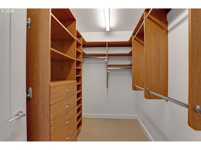 841 S GAINES St 1600, Portland, OR 97239