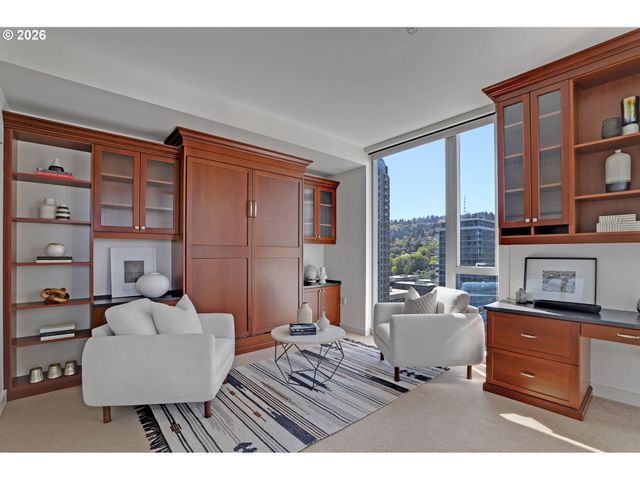 841 S GAINES St 1600, Portland, OR 97239