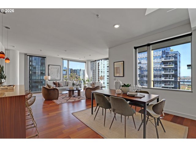 841 S GAINES St 1600, Portland, OR 97239