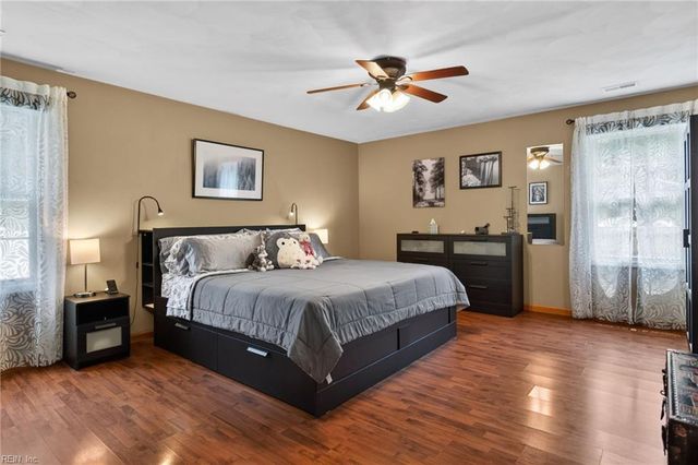 1008 Chalbourne DR, Chesapeake, VA 23322