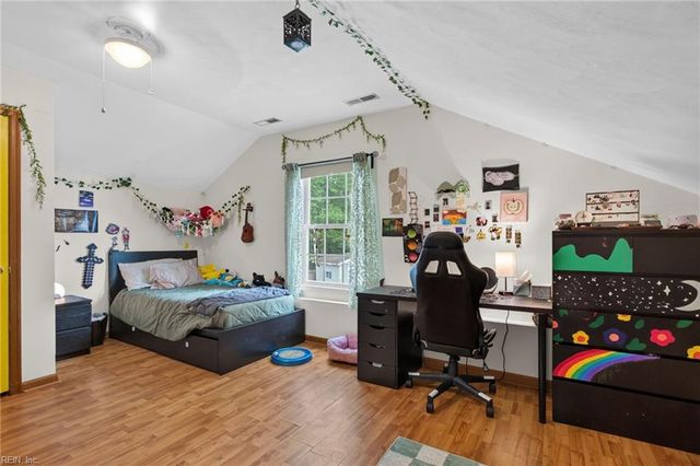 1008 Chalbourne DR, Chesapeake, VA 23322