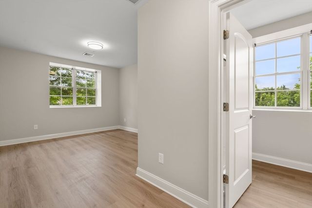 89 Lewis Bay Rd 202, Barnstable, MA 02601