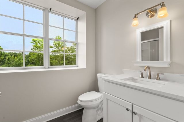 89 Lewis Bay Rd 202, Barnstable, MA 02601