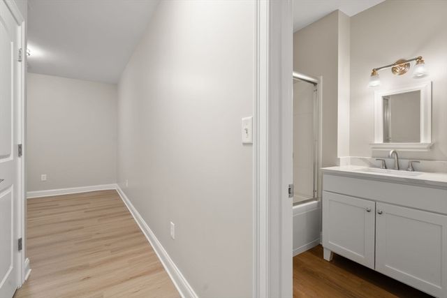 89 Lewis Bay Rd 202, Barnstable, MA 02601