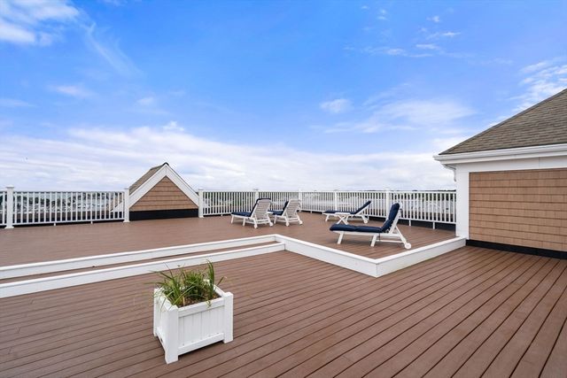 89 Lewis Bay Rd 202, Barnstable, MA 02601
