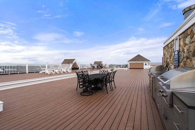 89 Lewis Bay Rd 202, Barnstable, MA 02601