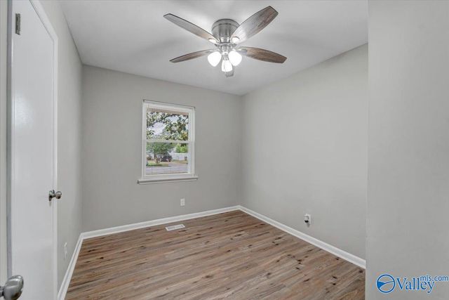 315 Bobwhite Drive SW, Decatur, AL 35601