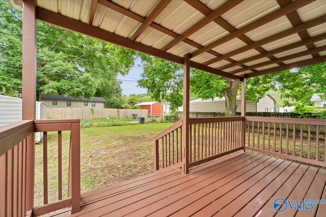 315 Bobwhite Drive SW, Decatur, AL 35601