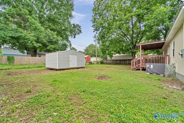315 Bobwhite Drive SW, Decatur, AL 35601