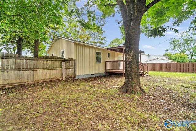 315 Bobwhite Drive SW, Decatur, AL 35601