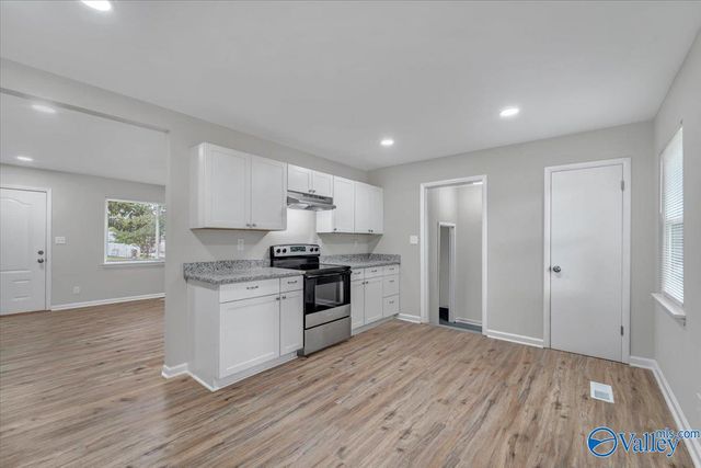 315 Bobwhite Drive SW, Decatur, AL 35601