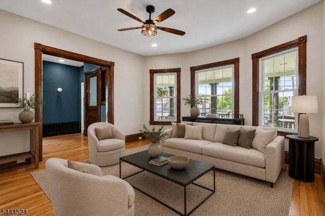 266 Main St, Readington Twp., NJ 08889