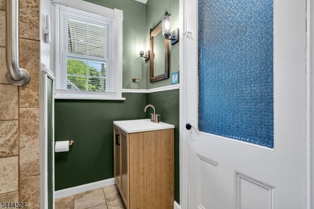 266 Main St, Readington Twp., NJ 08889