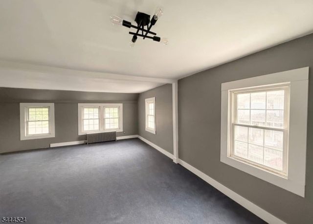 266 Main St, Readington Twp., NJ 08889
