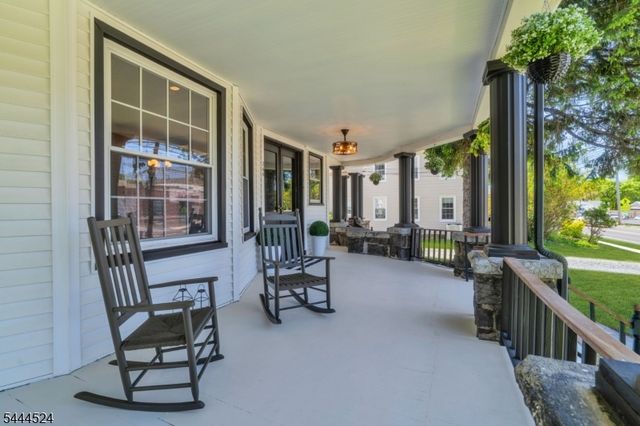 266 Main St, Readington Twp., NJ 08889