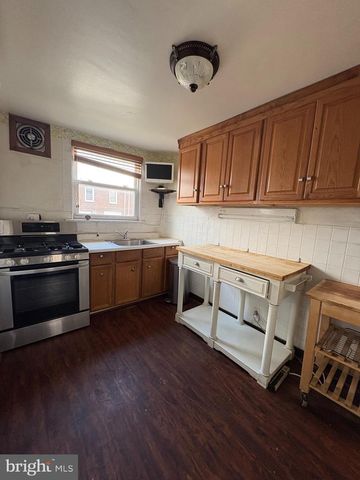 1536 E PASTORIUS ST, Philadelphia, PA 19138