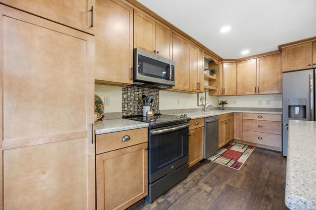 1415 W Gateway Circle S 5, Fargo, ND 58103