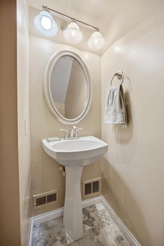 1415 W Gateway Circle S 5, Fargo, ND 58103