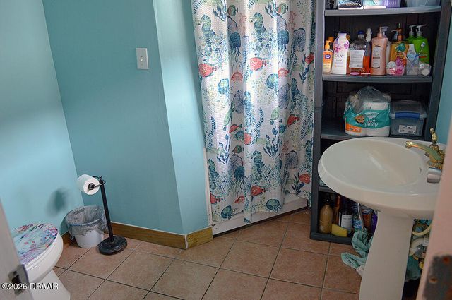 4654 S Ridgewood Avenue, Port Orange, FL 32127