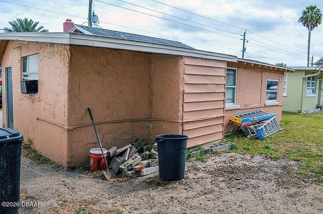 4654 S Ridgewood Avenue, Port Orange, FL 32127