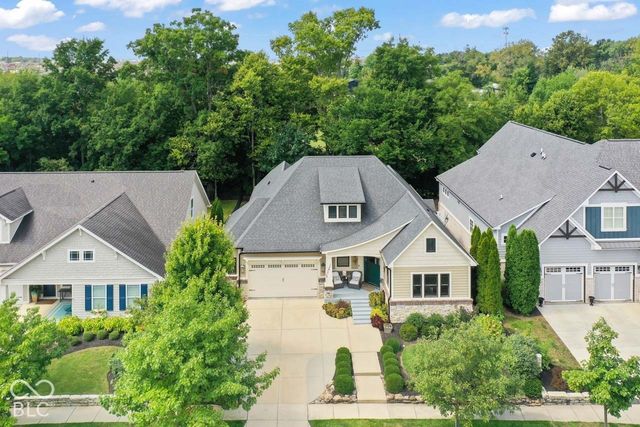 6736 W Stonegate Drive, Zionsville, IN 46077