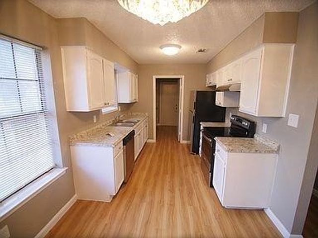 417 Meadow Creek Drive, Mansfield, TX 76063