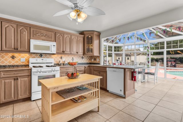 513 Ilexberry Lane, Toms River, NJ 08753