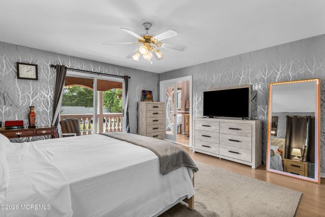 513 Ilexberry Lane, Toms River, NJ 08753