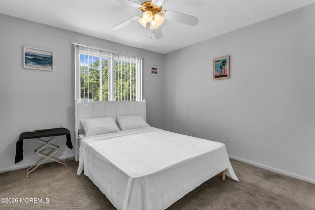 513 Ilexberry Lane, Toms River, NJ 08753