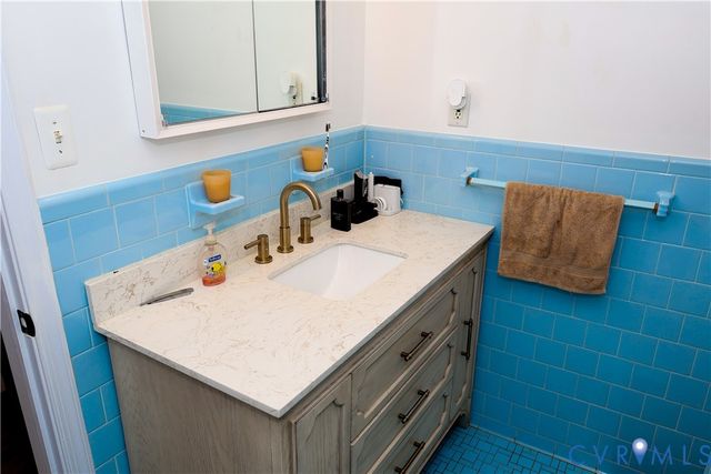 4941 Hopkins Rd, Chesterfield, VA 23234