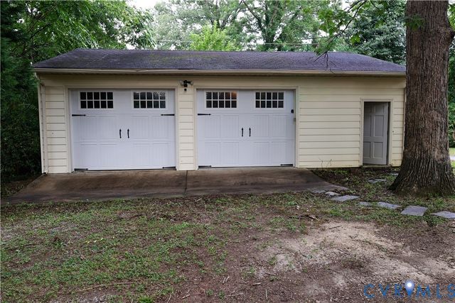 4941 Hopkins Rd, Chesterfield, VA 23234