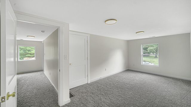 1014 E 63rd Place, Merrillville, IN 46410