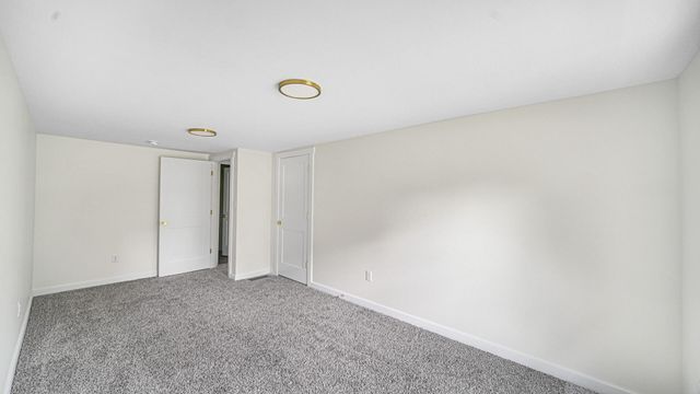 1014 E 63rd Place, Merrillville, IN 46410