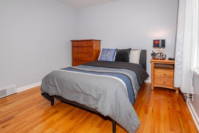 214 Cedar Street, Paw Paw, MI 49079