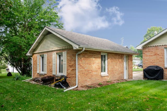 214 Cedar Street, Paw Paw, MI 49079