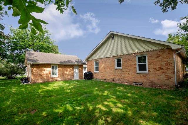 214 Cedar Street, Paw Paw, MI 49079