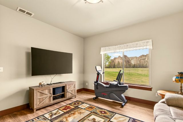 2305 NE Wilcox Avenue, Terrebonne, OR 97760