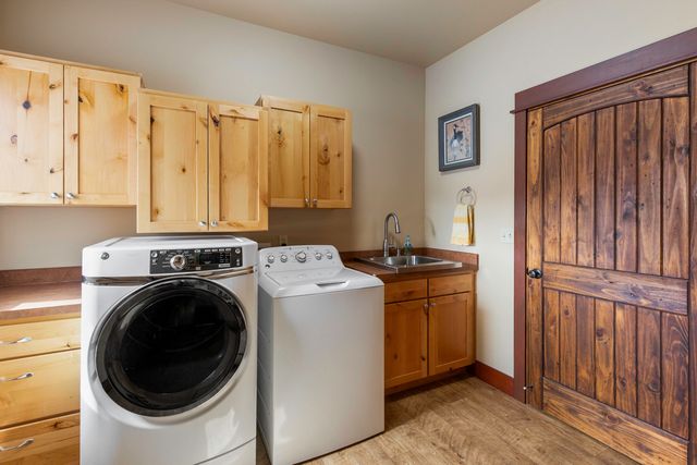 2305 NE Wilcox Avenue, Terrebonne, OR 97760