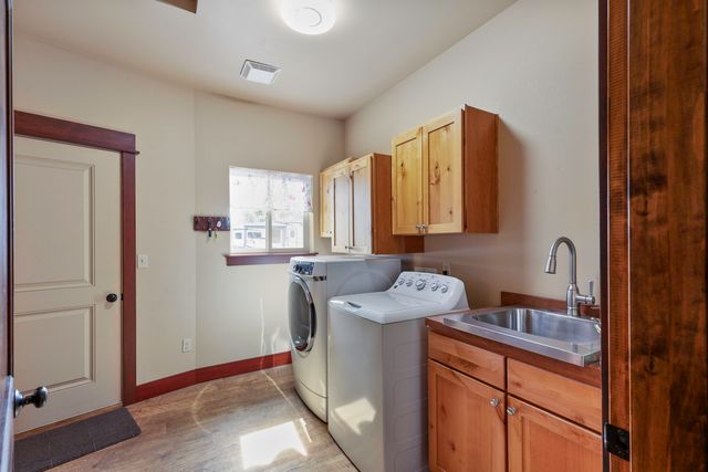 2305 NE Wilcox Avenue, Terrebonne, OR 97760