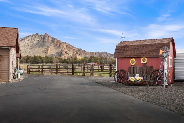 2305 NE Wilcox Avenue, Terrebonne, OR 97760